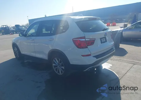 2015 BMW X3 Sdrive28I z USA, uszkodzony, nr VIN 5UXWZ7C57F0M82585